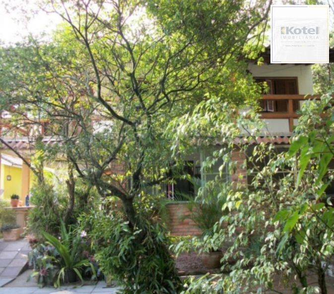 Sobrado para Venda - 800m², 3 dormitórios, Belém Novo