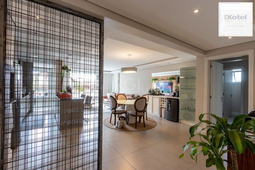 Apartamento para Venda - 163m², 3 dormitórios, sendo 3 suites, 3 vagas - Cristal — foto 4