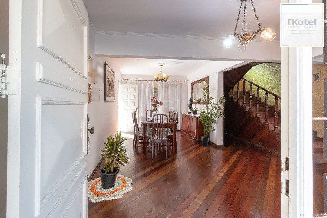 Casa para Venda - 280m², 3 dormitórios, sendo 1 suites, 2 vagas - Nonoai — foto 3