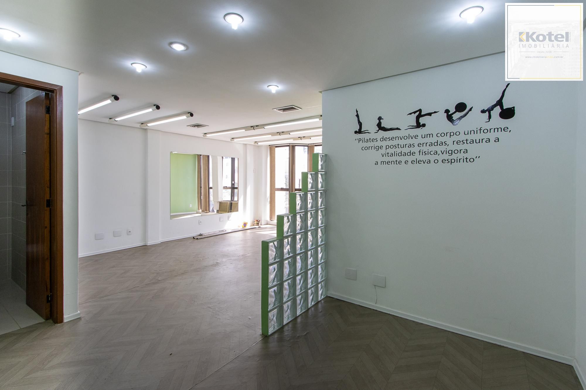 sala com 35,60 m²  de área privativa no edifício Erico Veríssimo Center — foto 2