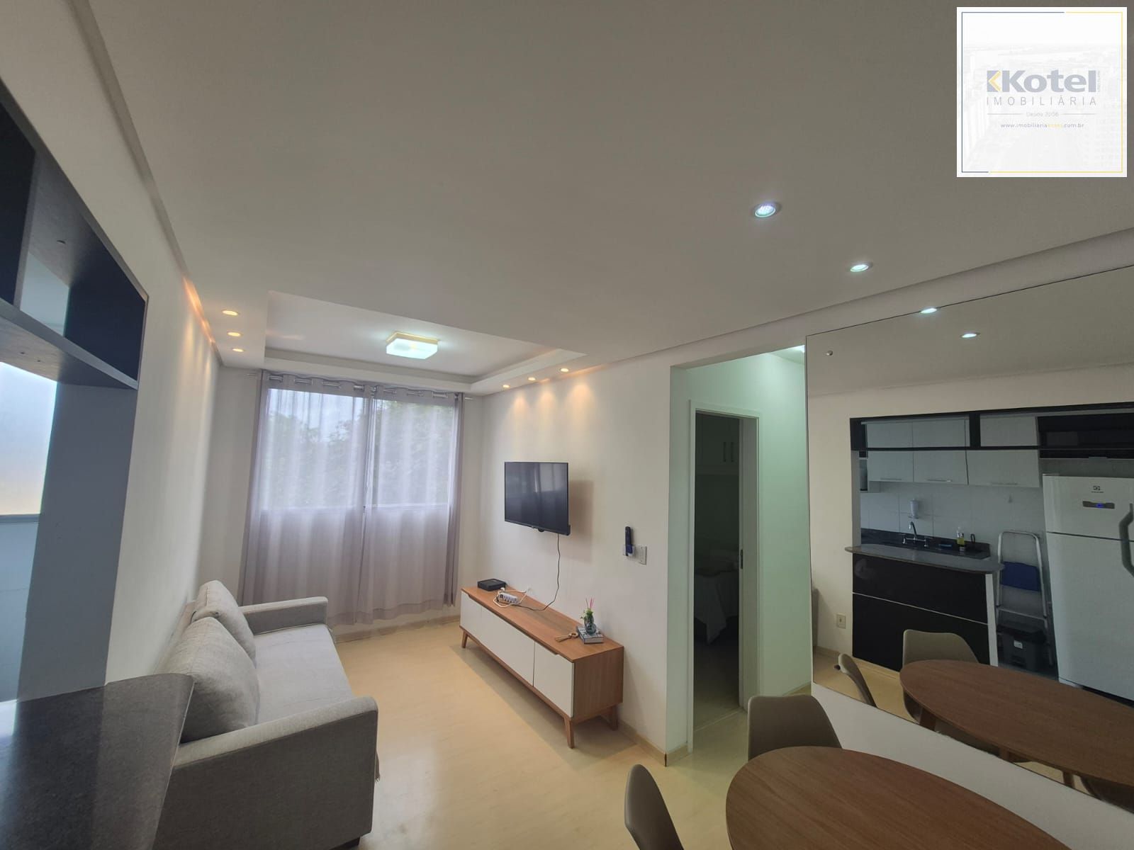 Apartamento com 2 quartos, vaga, elevador e piscina no bairro Nonoai — foto 3