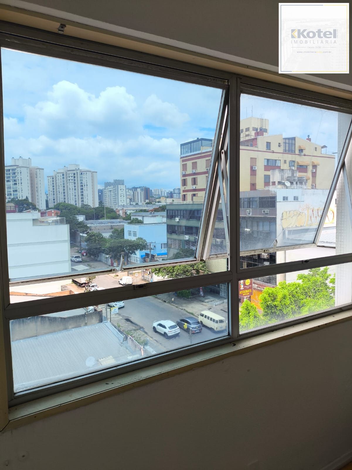 Sala Comercial 1 quartos à venda, 21m², Passo da Areia - Porto Alegre