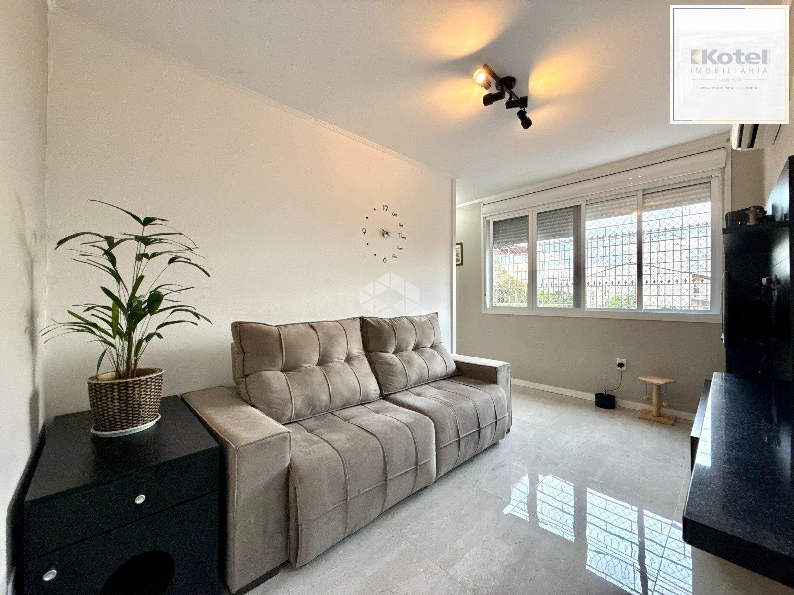 Apartamento 1 dormitórios à venda, vaga coberta - Bairro Jardim Lindóia