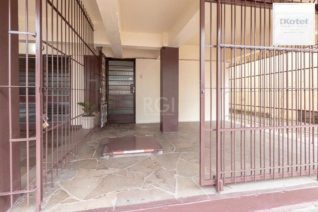 Loja para Venda - 63.25m², 0 dormitórios, Medianeira — foto 2