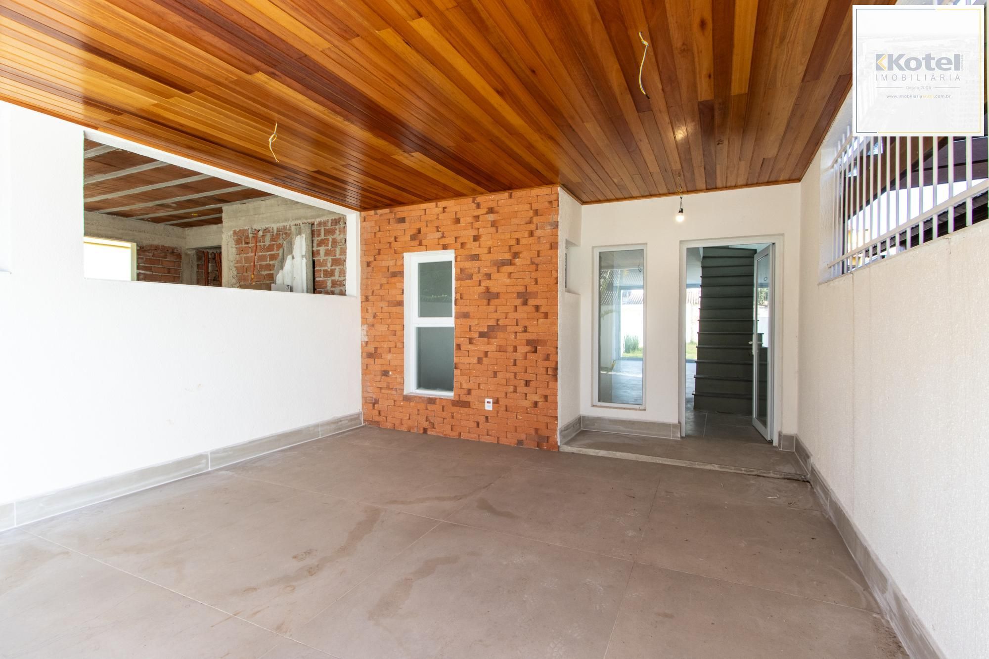 Casa com 3 dormitórios e 3 banheiros à Venda, 174 m². — foto 4