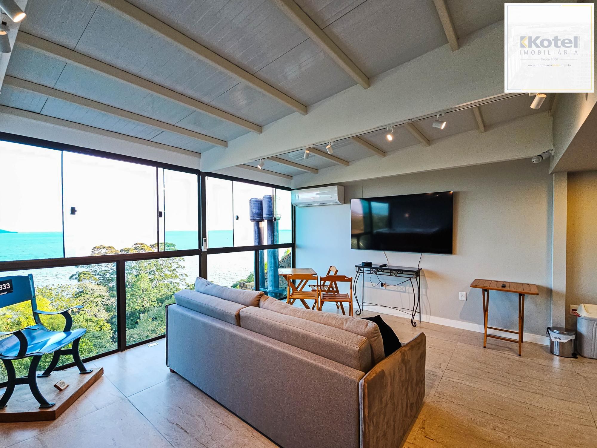 Casa na Vila Conceição, 3 dormitórios, 1 suíte, churrasqueira, lareira, 4 vagas, piscina aquecida e vista perene para o Rio. — foto 4