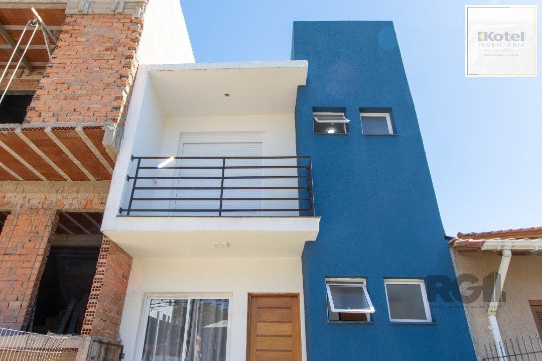 Sobrado 3 Dprmitórios Bairro Espírito Santo.