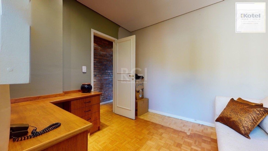 Casa para Venda - 130m², 3 dormitórios, sendo 1 suites, Cidade Baixa — foto 4