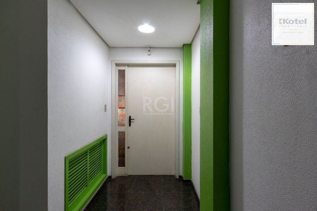 Conjunto/Sala para Venda - 42m², 0 dormitórios, Centro Histórico — foto 2