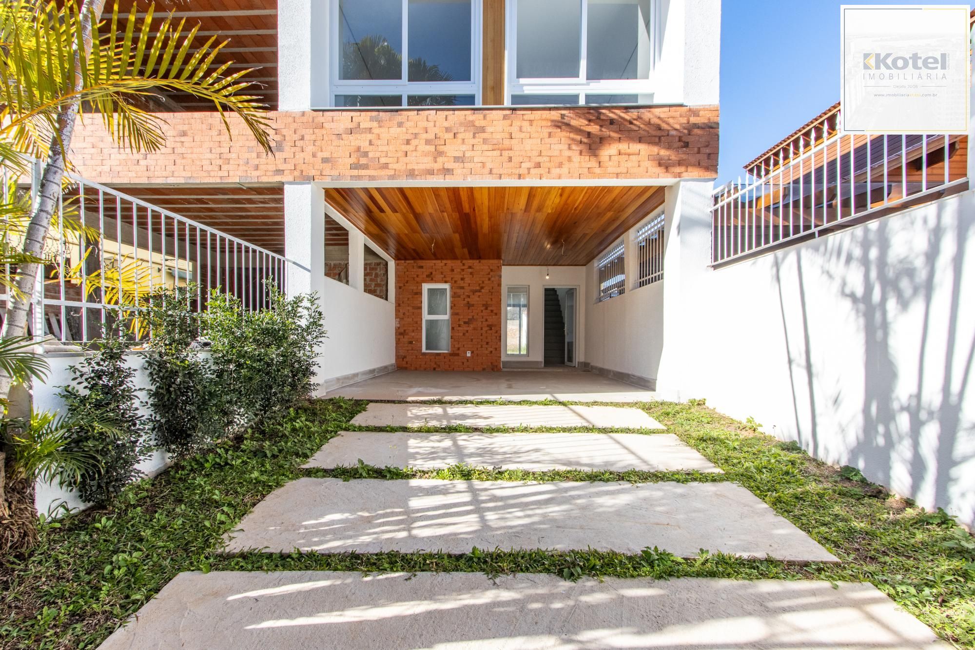 Casa com 3 dormitórios e 3 banheiros à Venda, 174 m². — foto 2