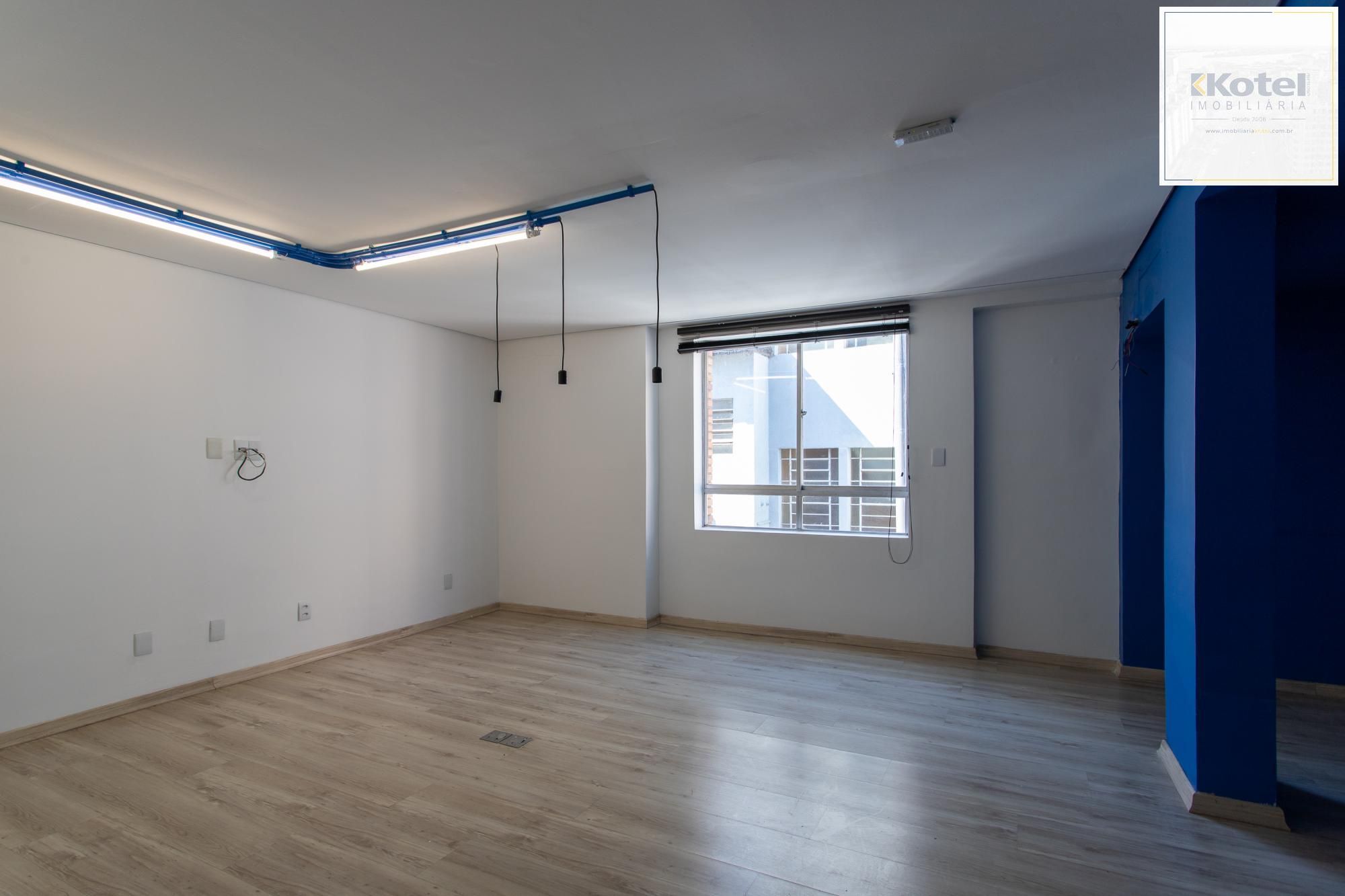 Andar inteiro de 214 m²