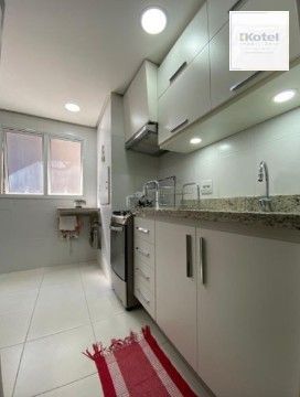Apartamento 2 dormitórios com suíte e 2 vagas no Menino Deus