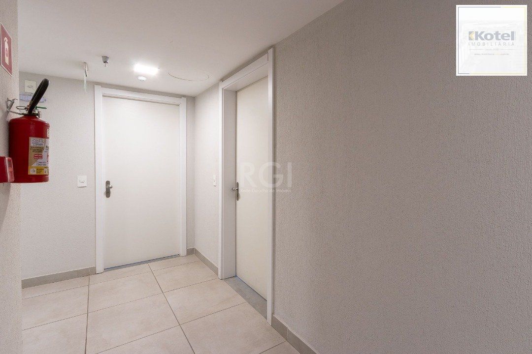 Conjunto/Sala para Venda - 56.37m² 1 vaga - Cristal — foto 2