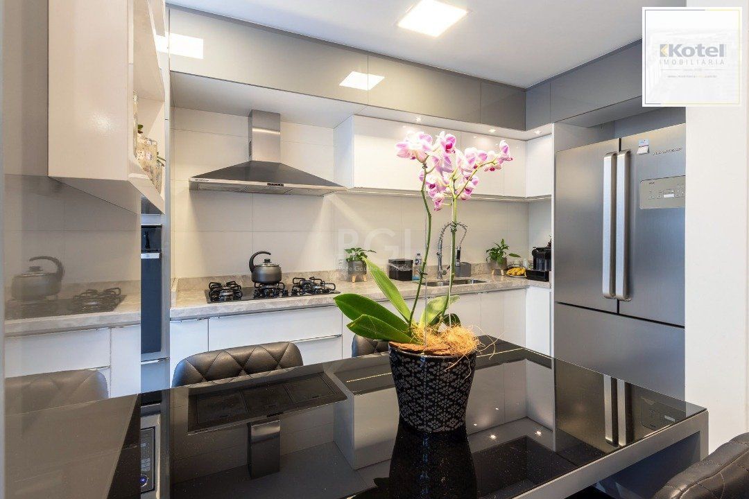 Casa Condominio para Venda - 202m², 3 dormitórios, sendo 1 suites, 2 vagas - Tristeza — foto 4