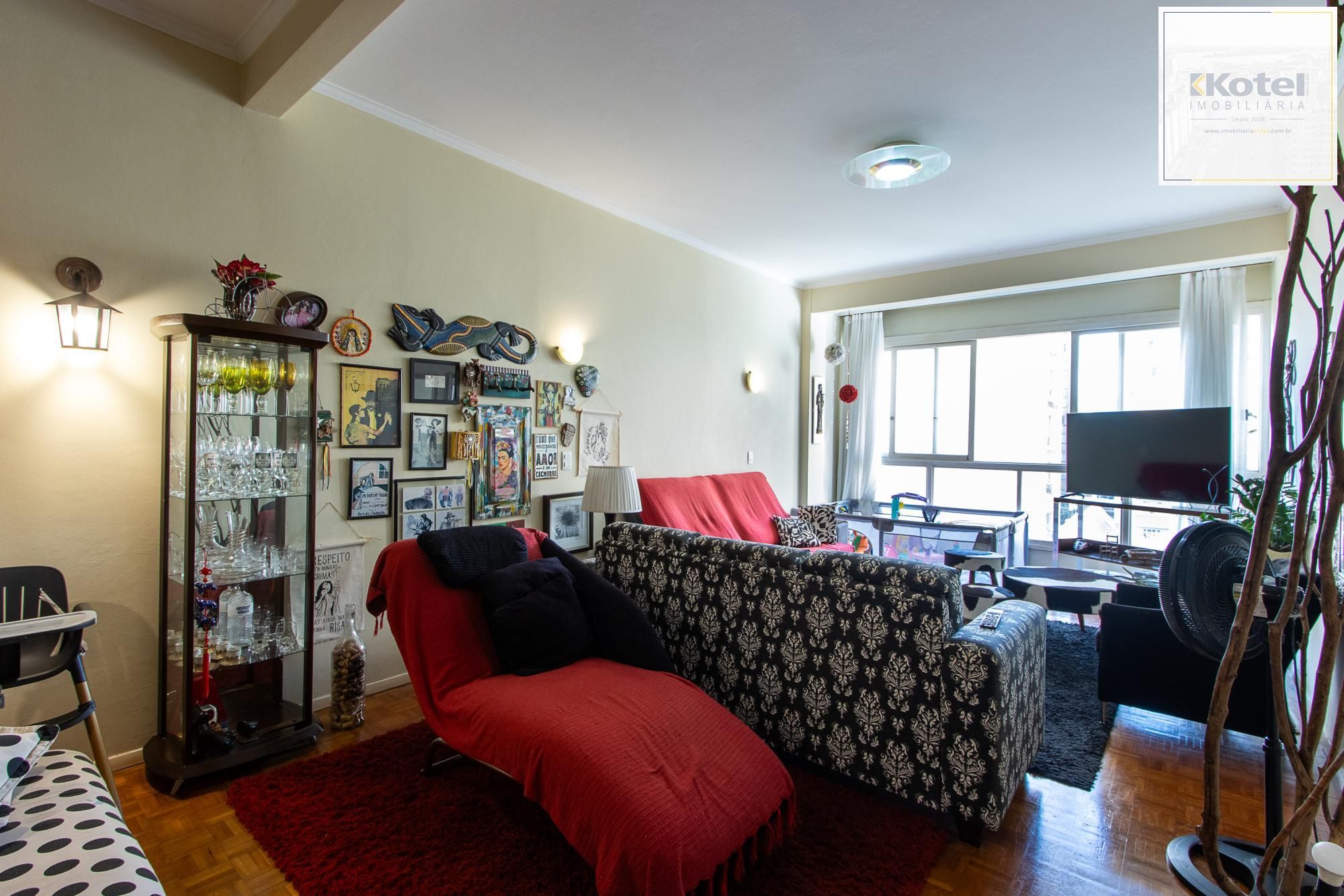 Apartamento 3 Dormitórios Ensolarado no Centro de Porto Alegre — foto 4