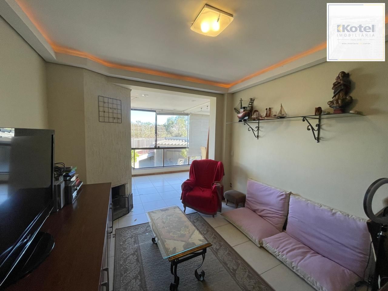 Apartamento bairro Tristeza, com 110 m² de área privativa, 03 dormitórios sendo 01 suíte e 02 vagas de garagem! — foto 4