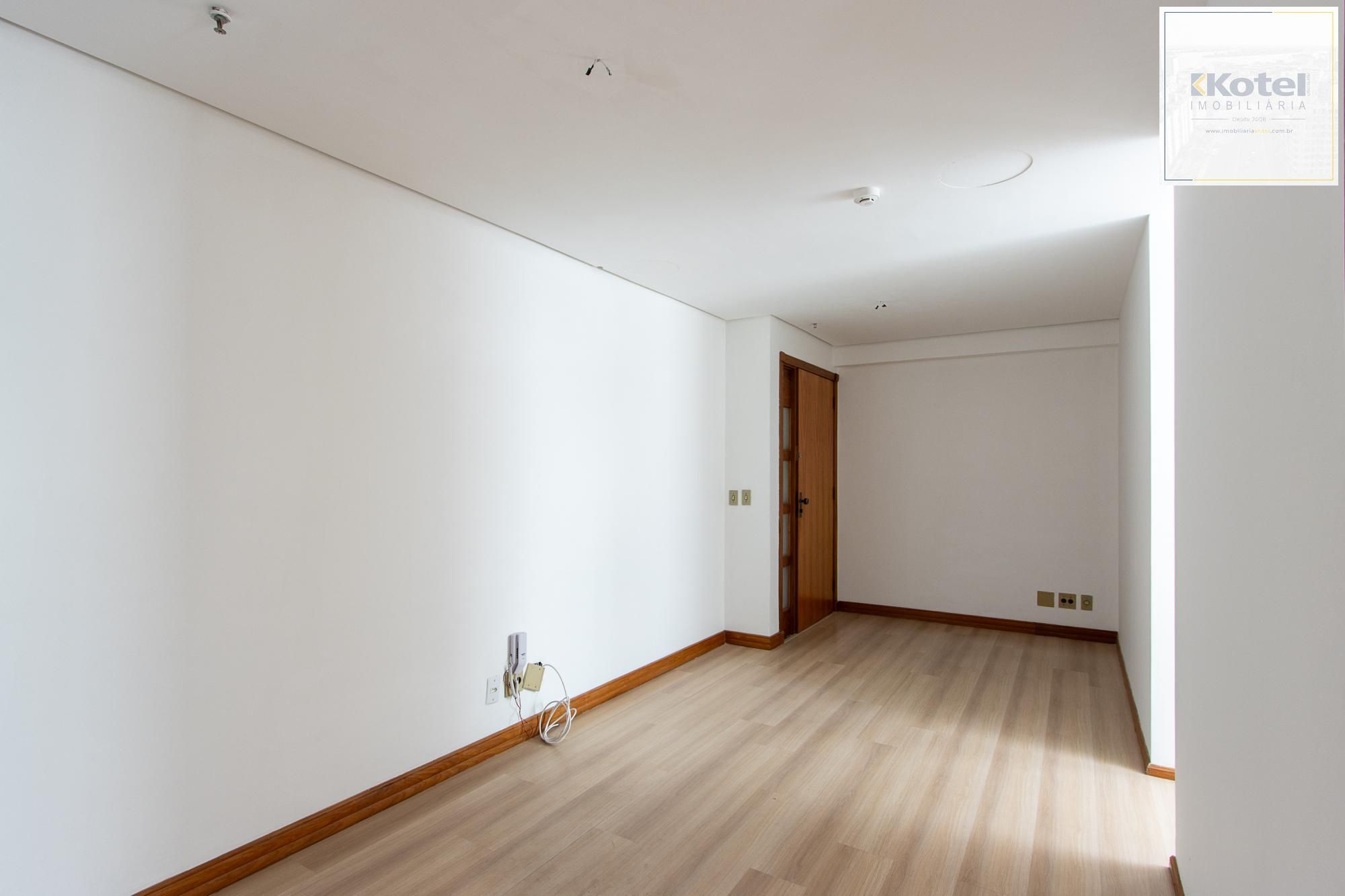 Sala comercial para venda em Boa Vista com 3 salas, 1 vaga e ótima localização — foto 2