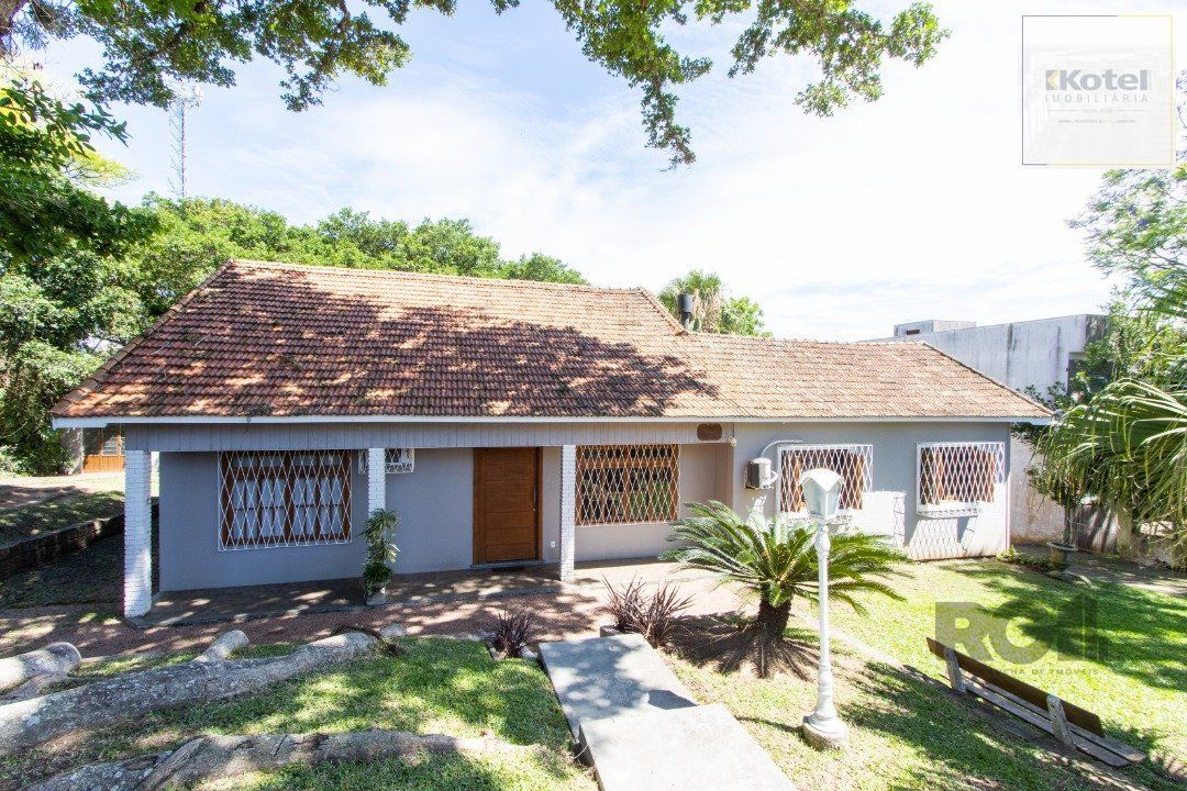 Casa 4 quartos à venda, 218m², Espírito Santo - Porto Alegre