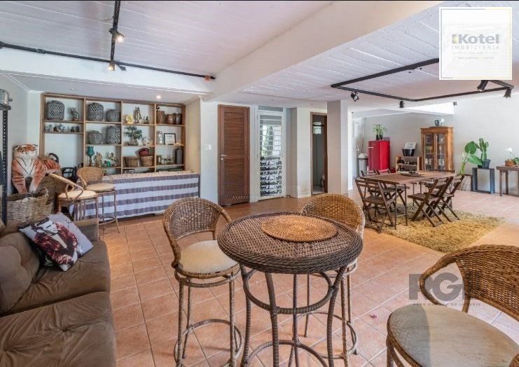 Casa 3 quartos à venda, 350m², Vila Conceição - Porto Alegre