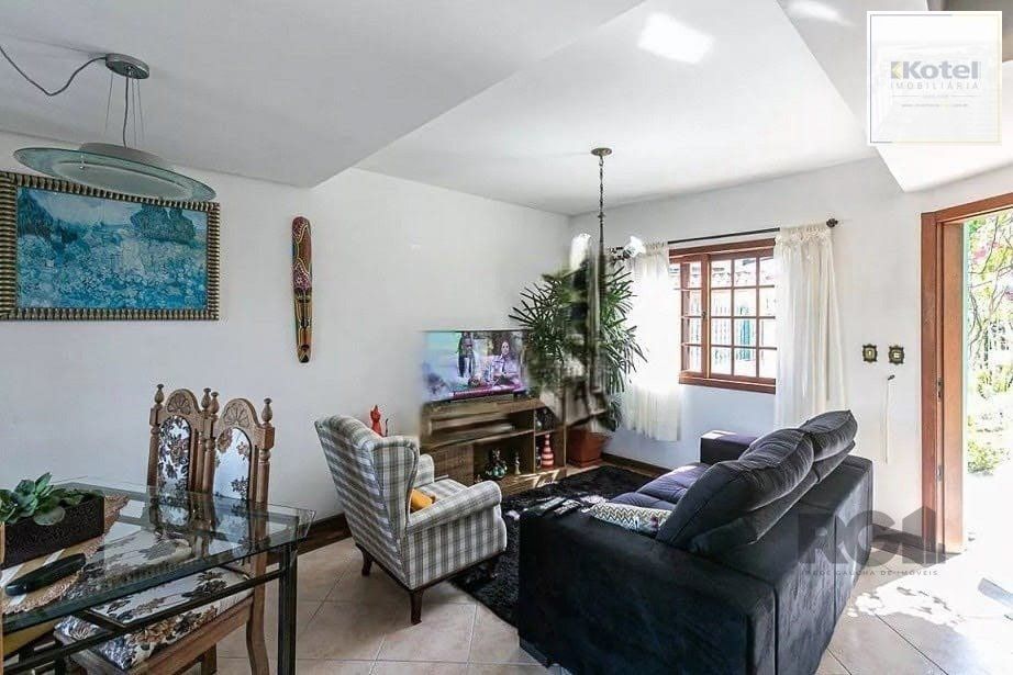 Casa com 161m² e 3 dormitórios com suíte, piscina no bairro Espírito Santo em PORTO ALEGRE — foto 4
