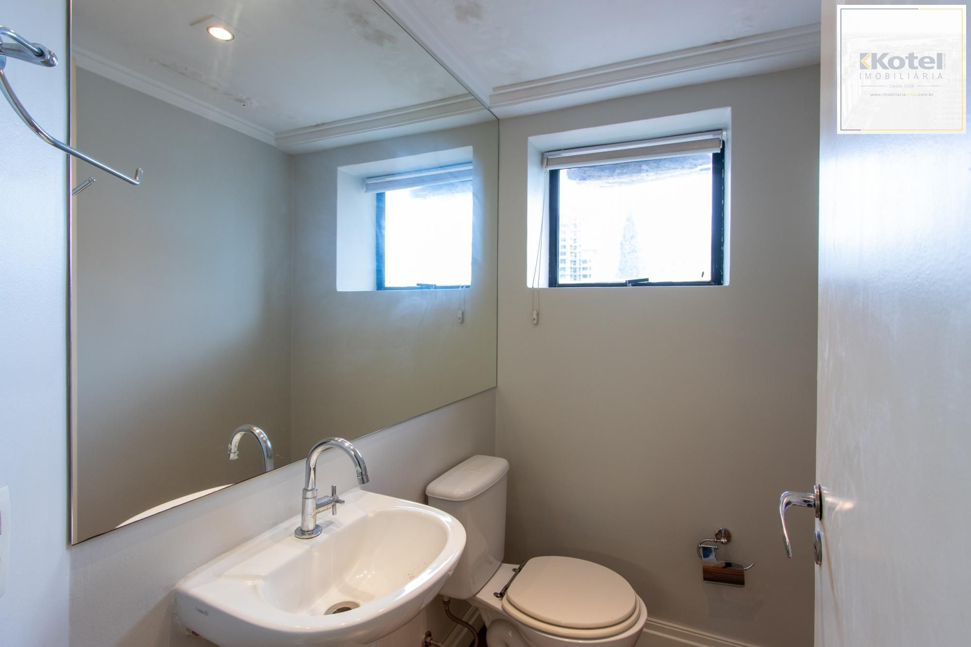 Conjunto Comercial 3 quartos à venda, 58m², Moinhos de Vento - Porto Alegre