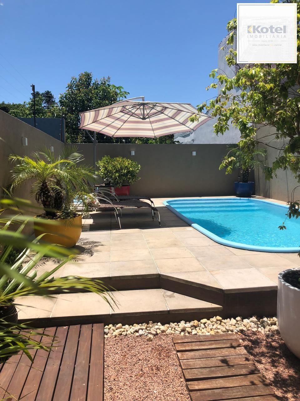 Casa ampla com tudo o que você e sua família precisam.