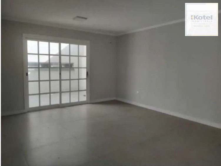 Casa 5 dormitórios I 1 suíte -  Bairro Cristal — foto 4