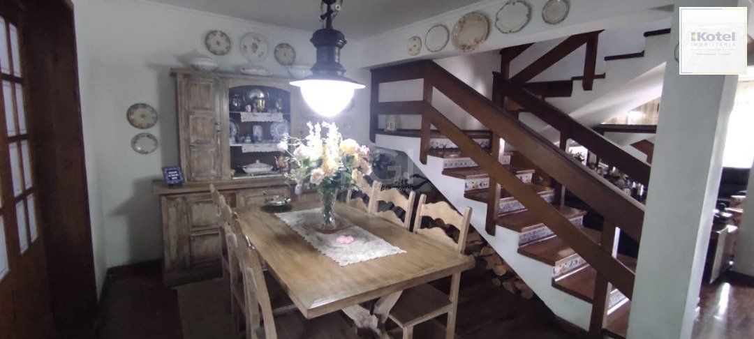 Casa para Venda - 250m², 3 dormitórios, sendo 1 suites, 2 vagas - Ipanema — foto 4