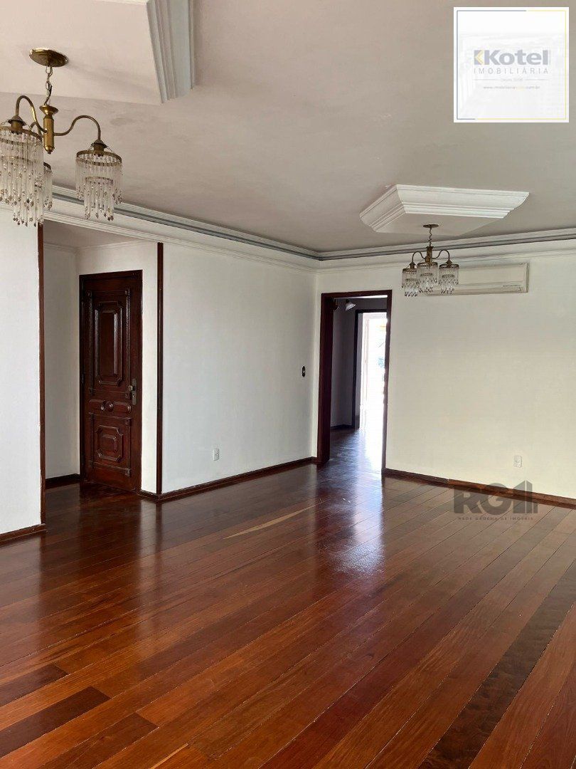 Casa para Venda - 507m², 4 dormitórios, sendo 2 suites, 6 vagas - Cavalhada — foto 5