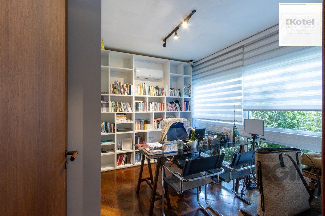 Casa de Condomínio 3 quartos à venda, 319m², Pedra Redonda - Porto Alegre