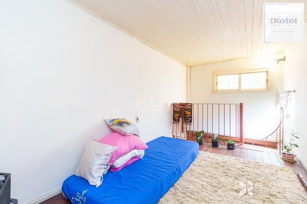 Casa térrea à venda, com 2 suites, 3 banheiros, edicula, pátio, 2 vagas - Bairro Medianeira — foto 5