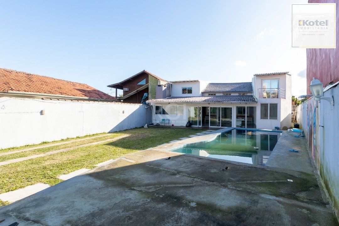 Casa para Venda - 120m², 4 dormitórios, sendo 1 suites, 3 vagas - Serraria