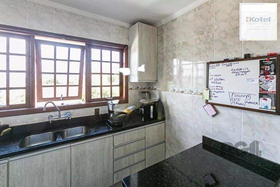 Casa com 161m² e 3 dormitórios com suíte, piscina no bairro Espírito Santo em PORTO ALEGRE — foto 5