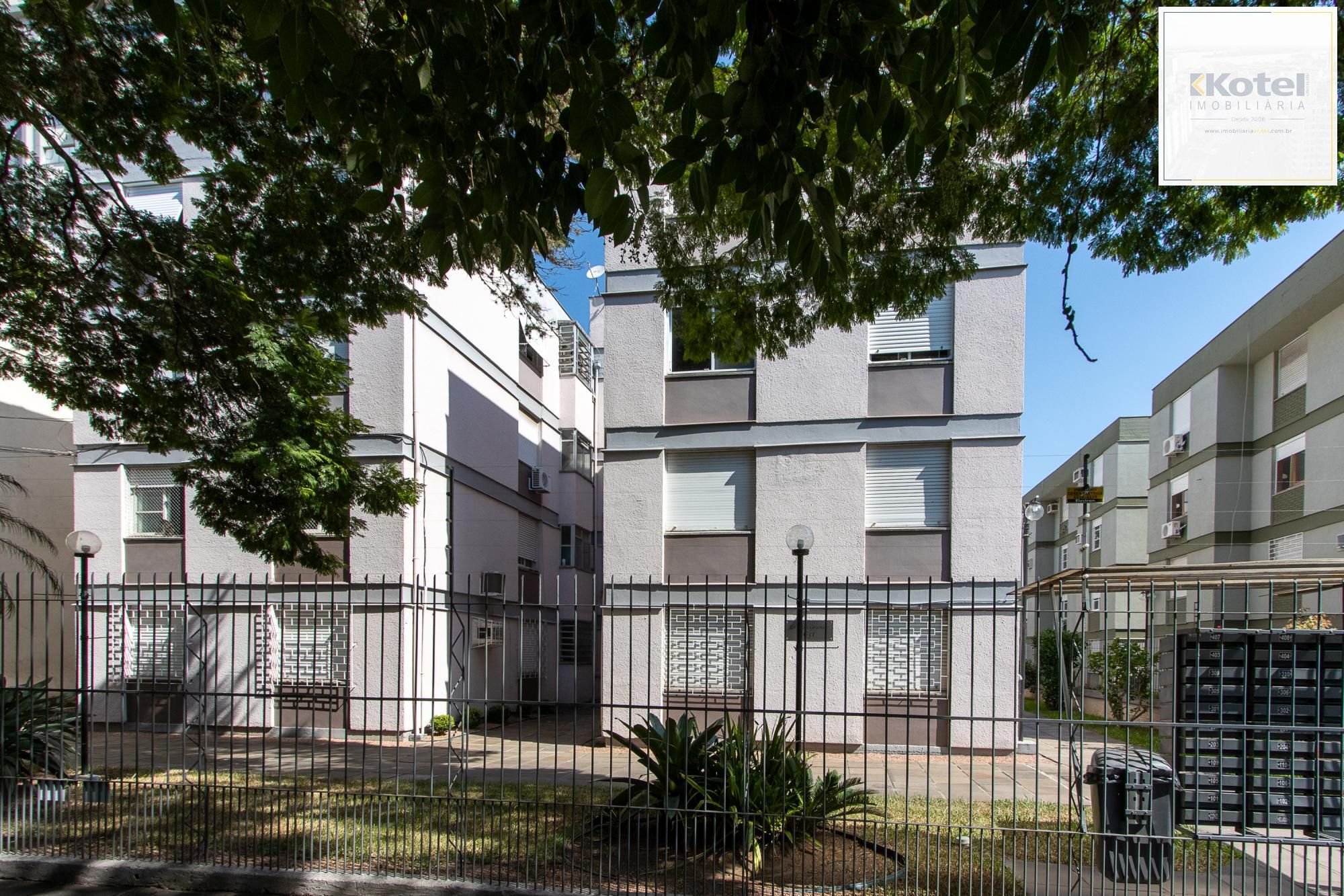 APARTAMENTO 4 QUARTOS DESOCUPADO - BAIRRO MENINO DEUS