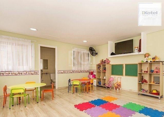 Casa Condominio para Venda - 220.25m², 3 dormitórios, sendo 3 suites, 2 vagas - Pedra Redonda