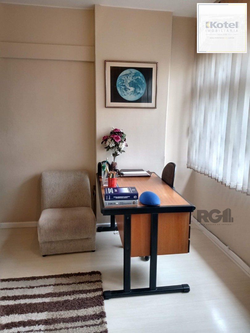 Excelente sala comercial toda reformada em ótima localização
