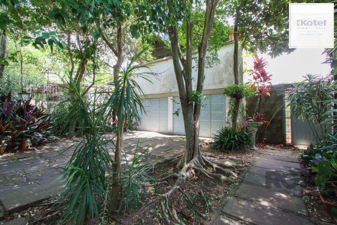 Casa para Venda - 393m², 4 dormitórios, sendo 2 suites, 4 vagas - Ipanema — foto 2