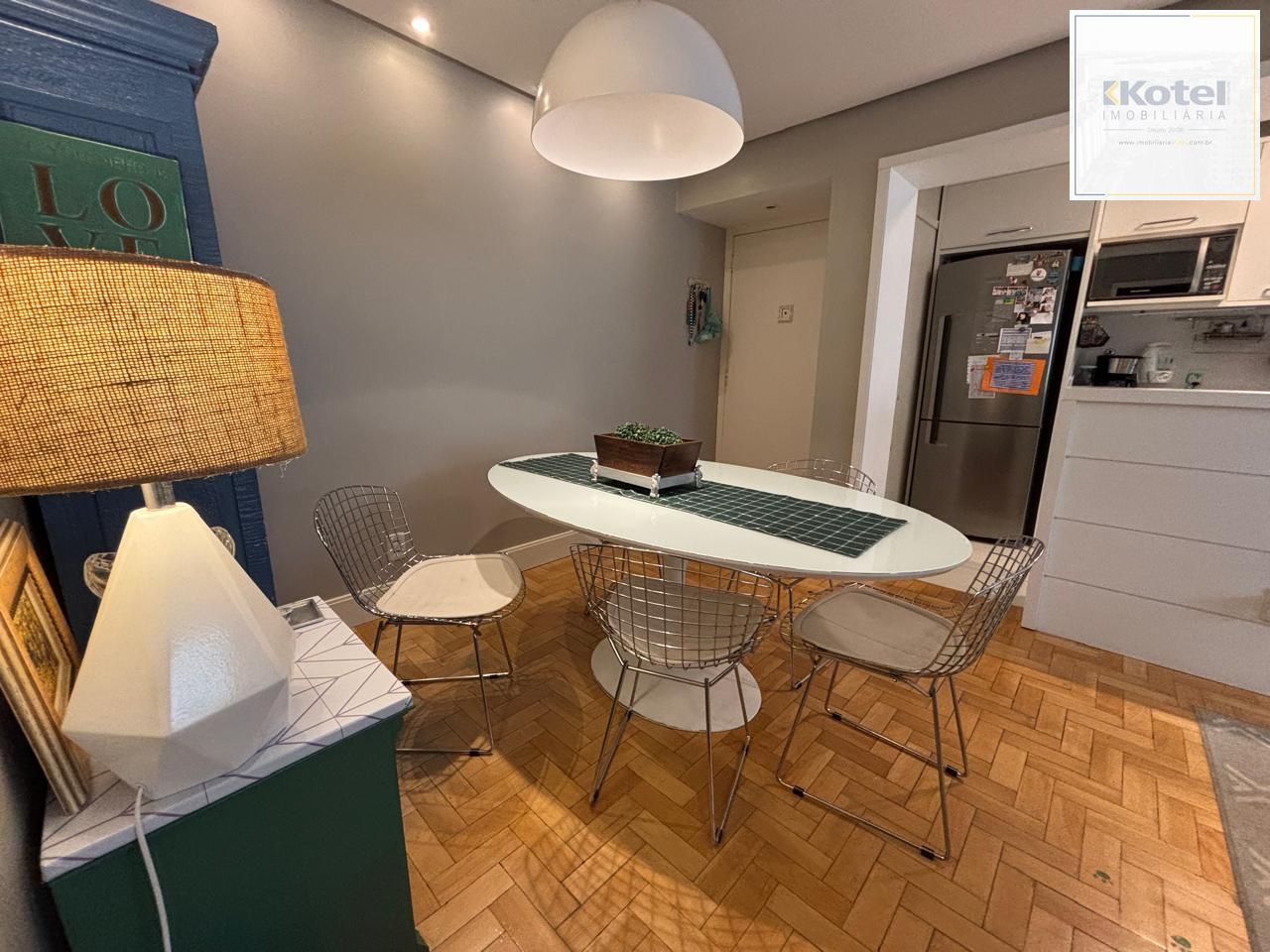 Apartamento 3 Dormitórios com Suíte no Moinhos de Vento
