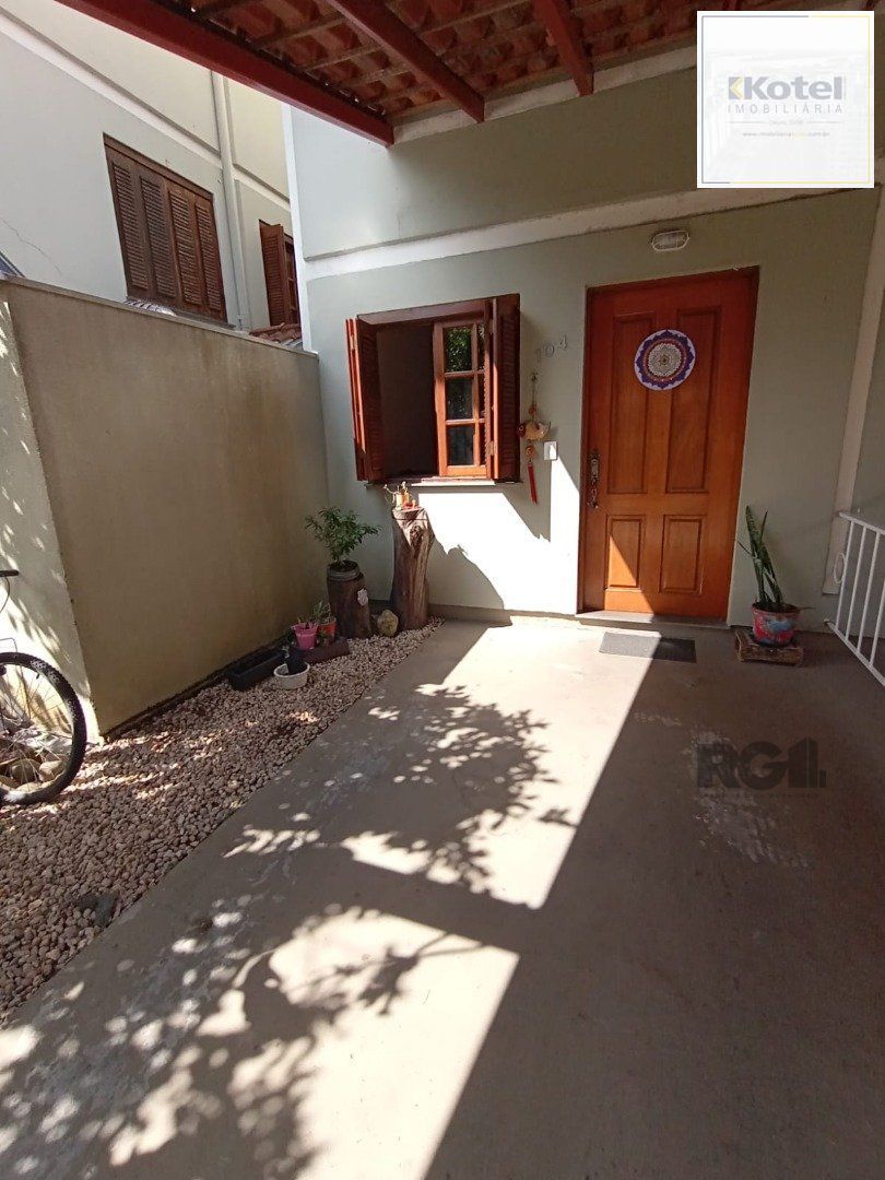 Casa em Condomínio com 96m² e 3 dormitórios no bairro Tristeza em Porto Alegre. — foto 3