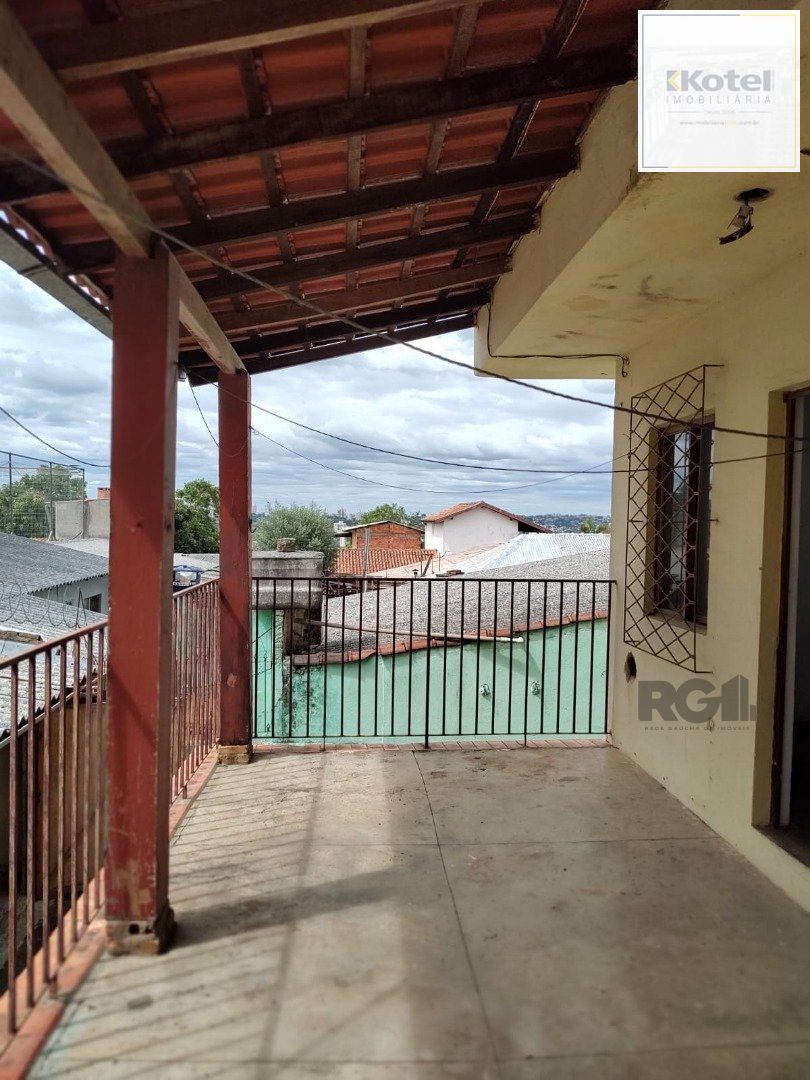 Casa para Venda - 247.37m², 4 dormitórios, 4 vagas - Partenon — foto 2