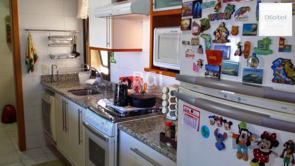 Apartamento para Venda - 90m², 3 dormitórios, sendo 1 suites, 1 vaga - Passo da Areia