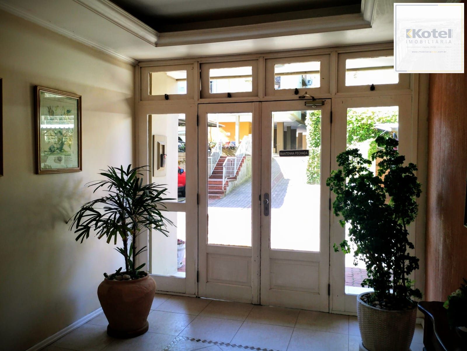 Apartamento de 1 dormitório, de frente, andar alto, elevador, vista para o Lago Guaíba. — foto 3