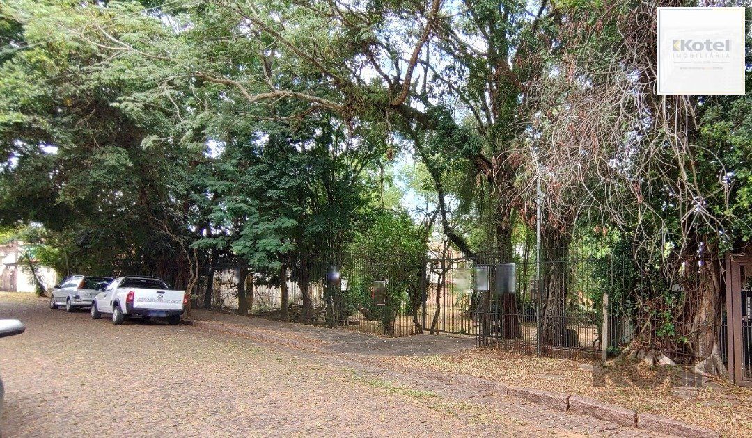Terreno plano com 24,90m de frente, localizado no bairro Serraria.