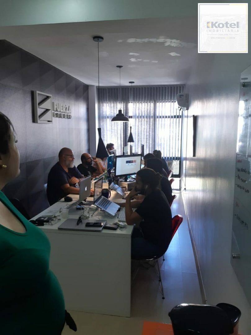 Sala Comercial, à venda, 58 m², Moinhos de Vento - Porto Alegre — foto 2