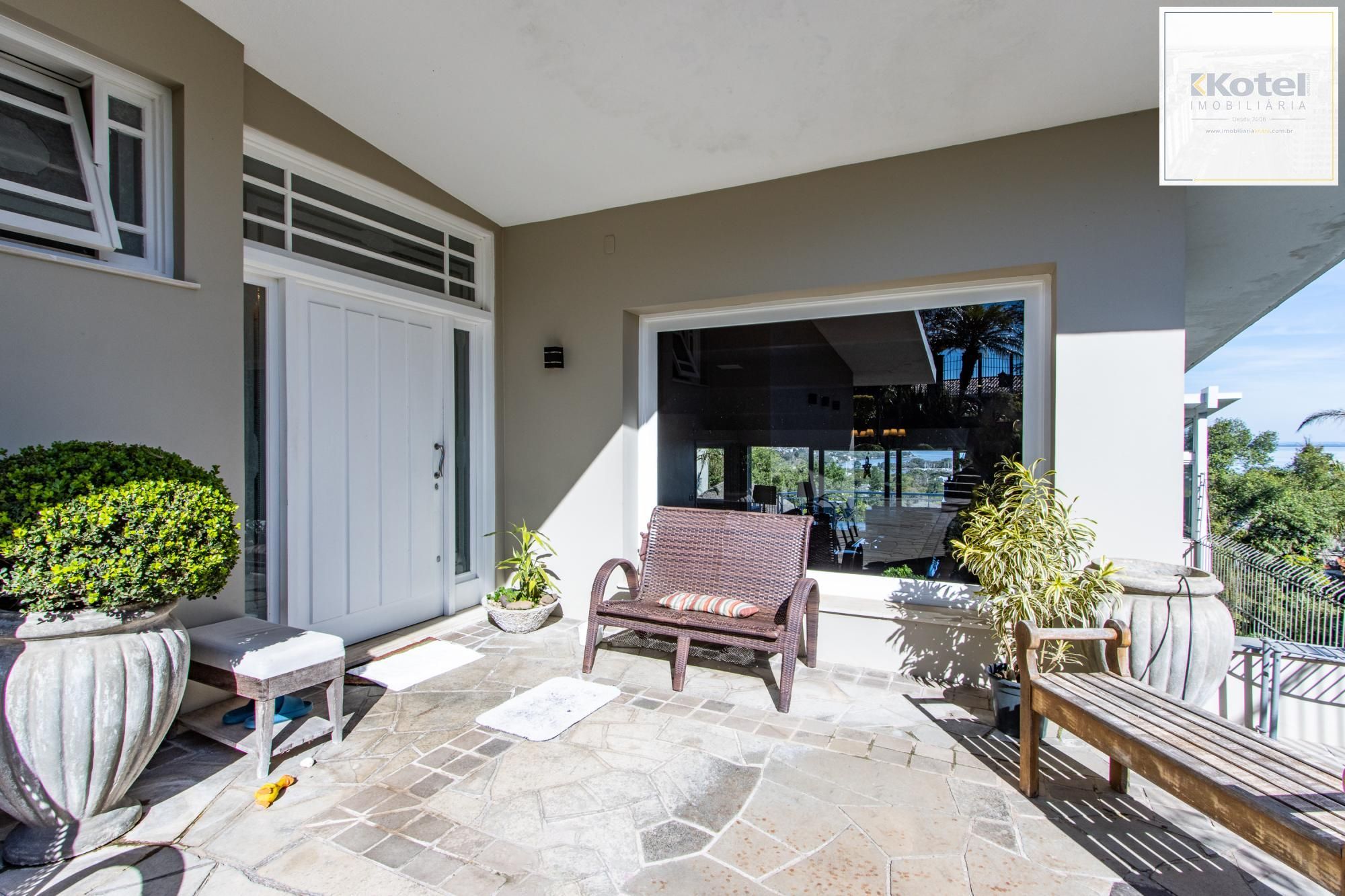 Casa 4 quartos à venda, 500m², Vila Assunção - Porto Alegre