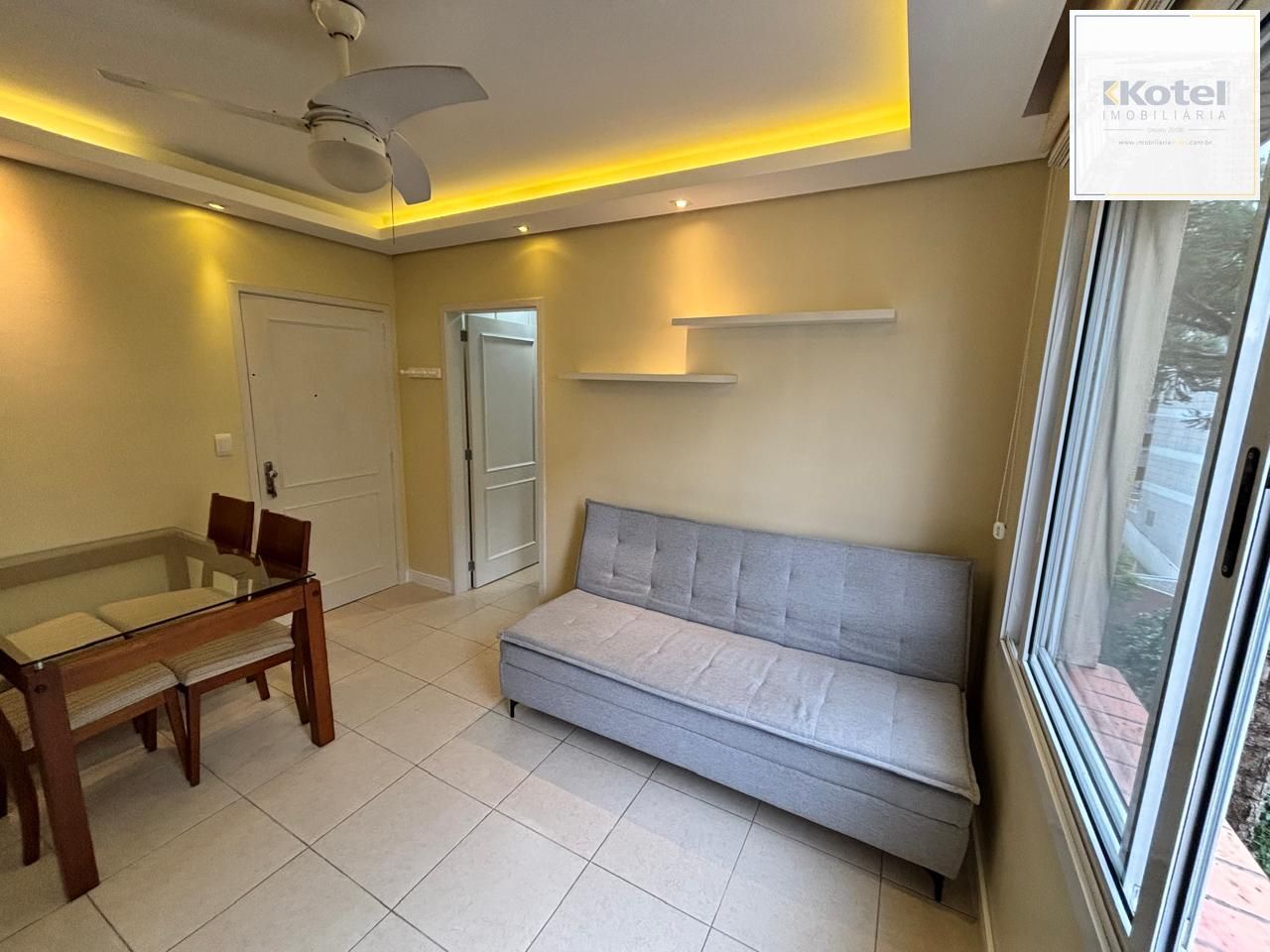 Apartamento mobiliado e reformado . — foto 2