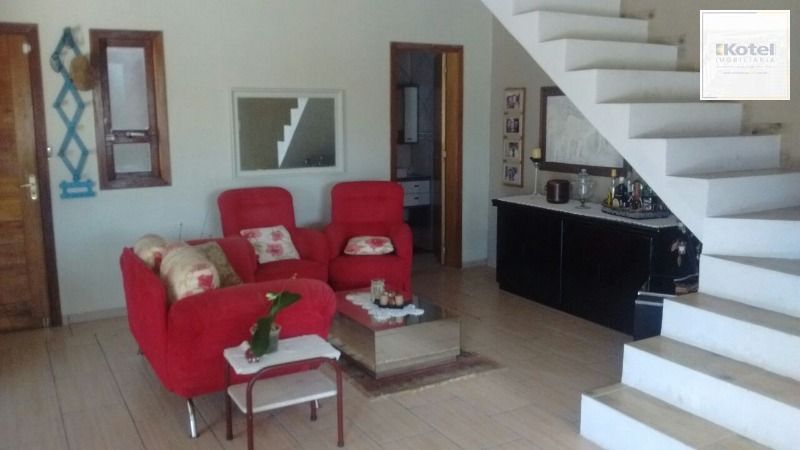 Casa para Venda - 200m², 3 dormitórios, 2 vagas - Centro — foto 3