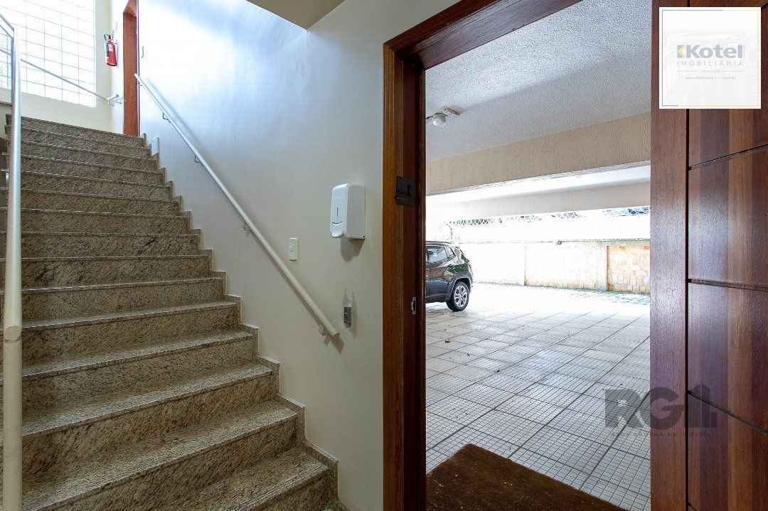 Apartamento com uma cobertura horizontal com 329,10 m² privativos com suíte — foto 2