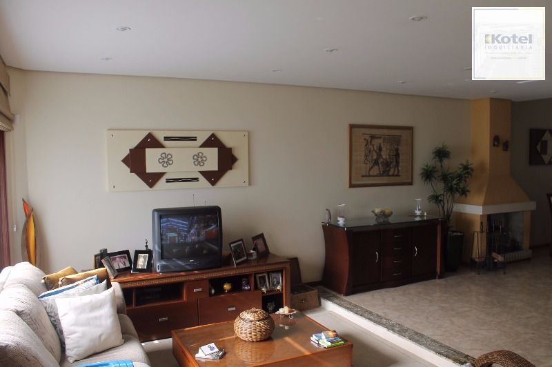 Casa para Venda - 290.67m², 4 dormitórios, sendo 1 suites, 4 vagas - Camaquã — foto 3