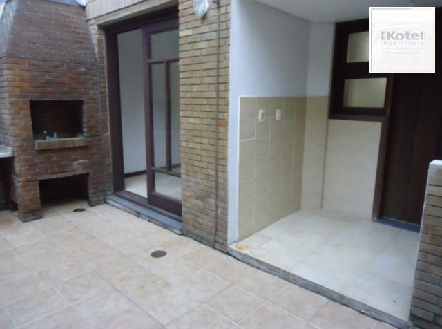 Casa condomínio, 3 dormitórios, 1 suíte, 2 vagas — foto 2